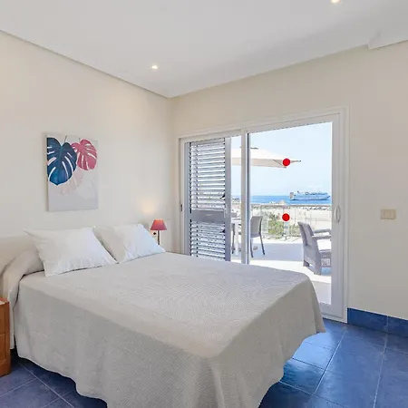 Rentonthebeach Teide Nº1 * Los Cristianos (Tenerife)